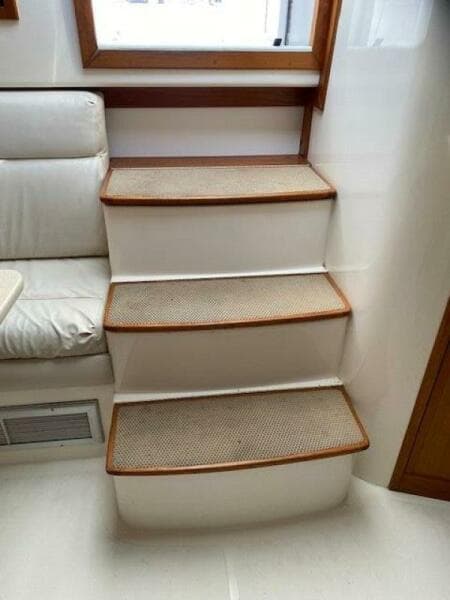 2000 Cabo 35 Express