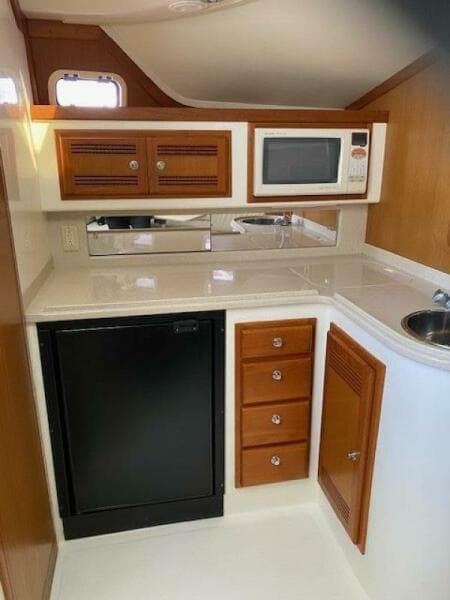 2000 Cabo 35 Express