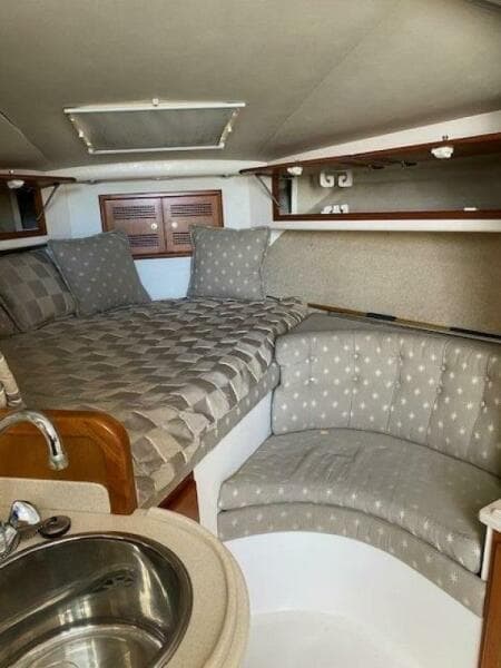 2000 Cabo 35 Express