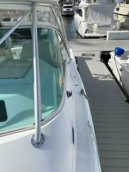 2000 Cabo 35 Express