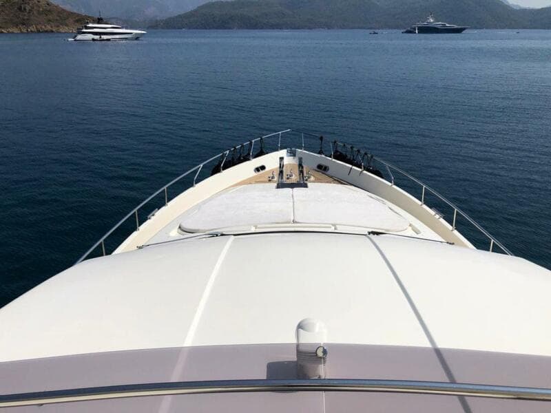 2008 Ferretti Yachts 830