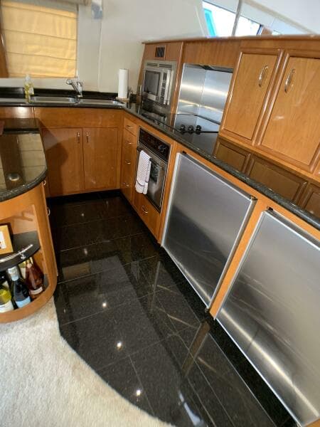 2006 Carver 56 Voyager