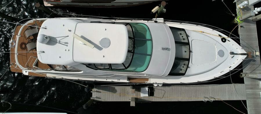 2006 Carver 56 Voyager