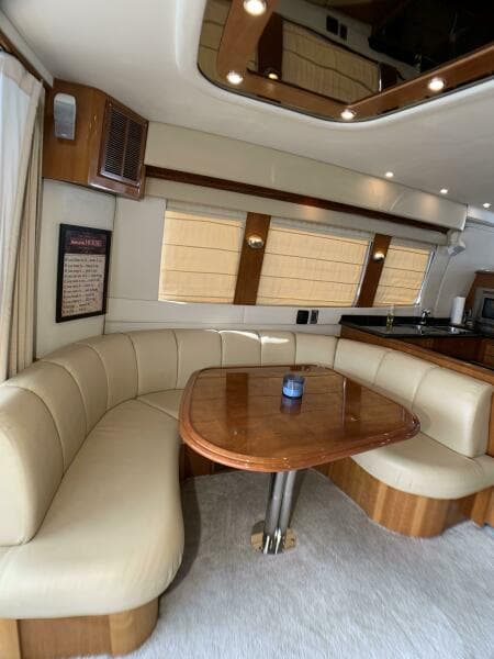 2006 Carver 56 Voyager