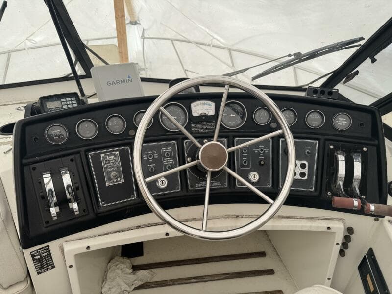 1990 Carver Mariner 3297