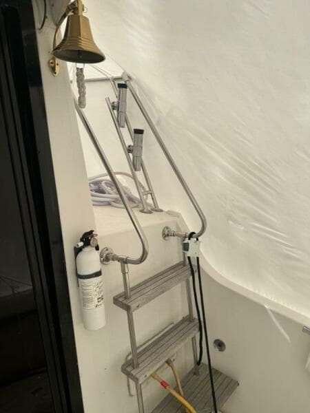 1990 Carver Mariner 3297