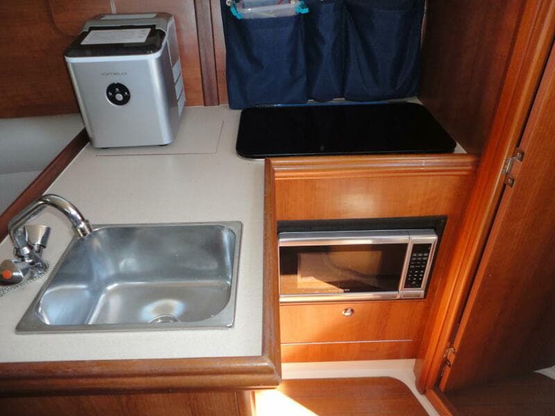 2013 Marlow-Hunter Hunter 27