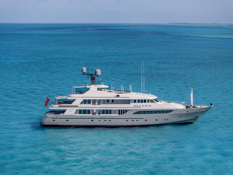 165' Feadship 2000 