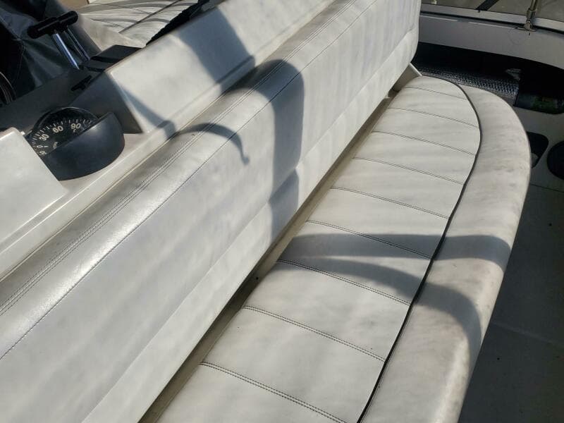 1996 Carver 355 - Photo 26