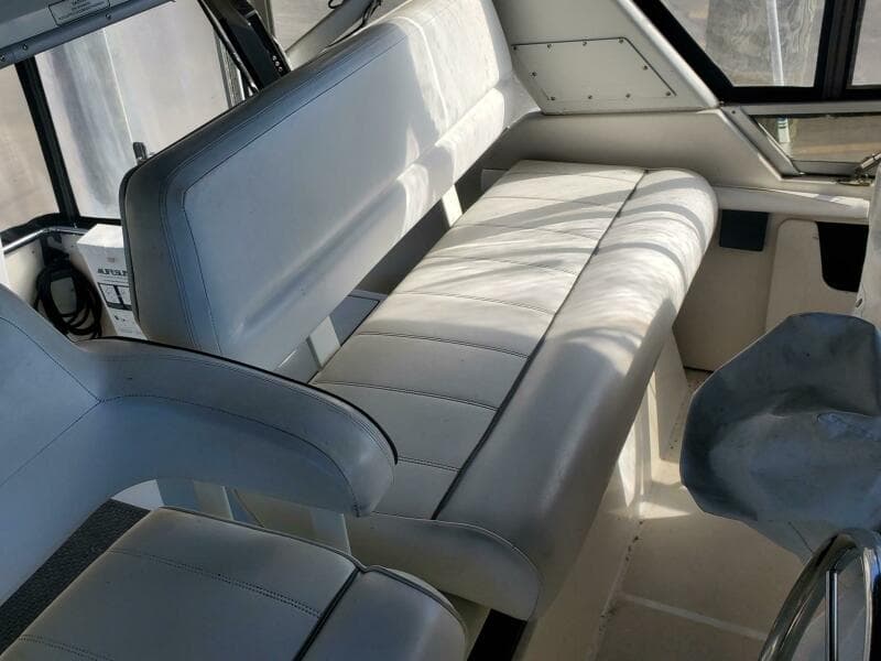1996 Carver 355 - Photo 27