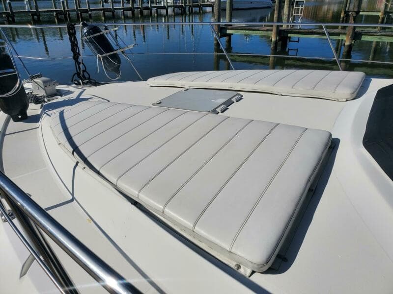 1996 Carver 355 - Photo 7
