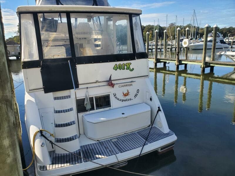 1996 Carver 355 - Photo 3