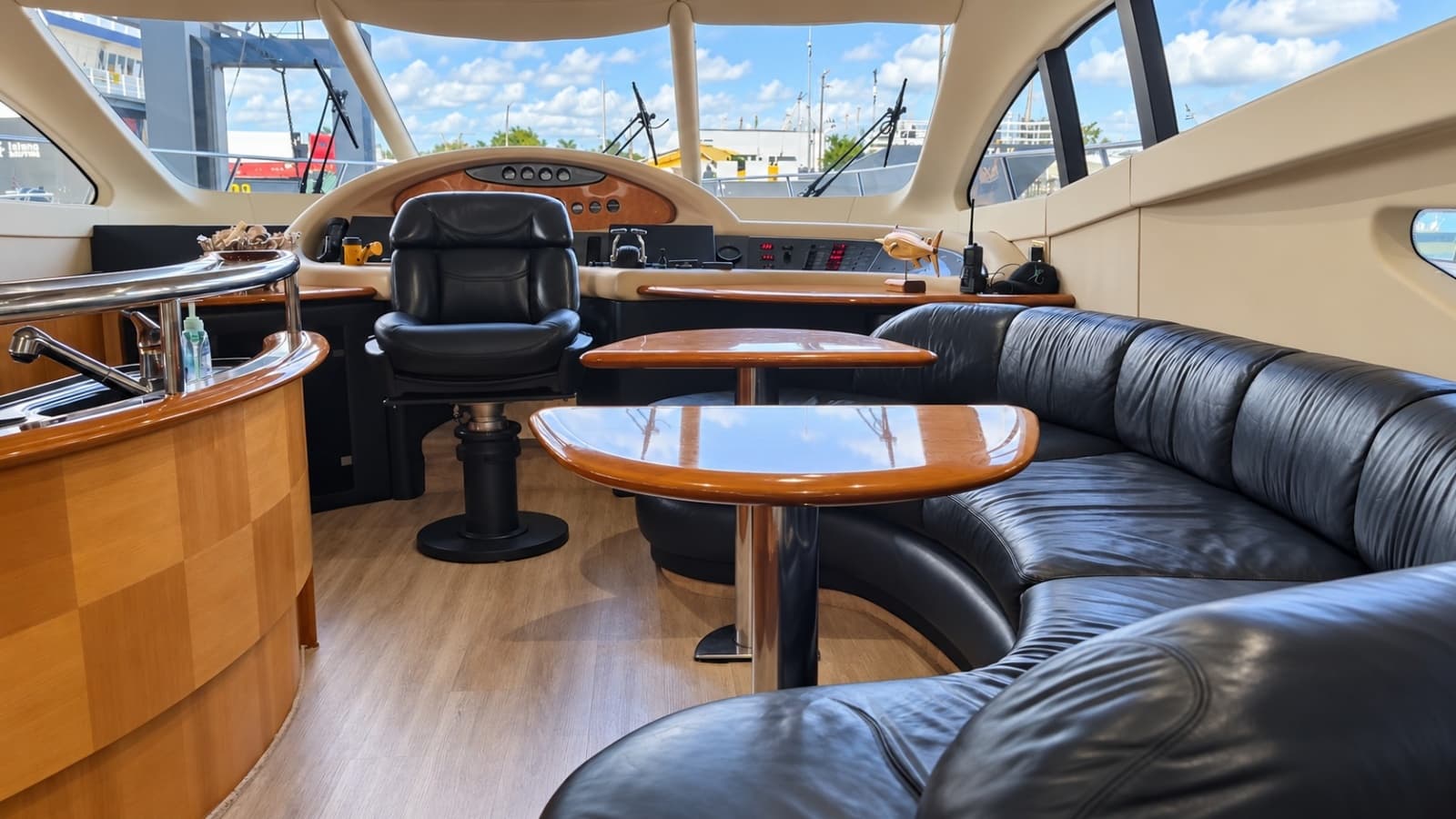 2004 Azimut 62 - Photo 3