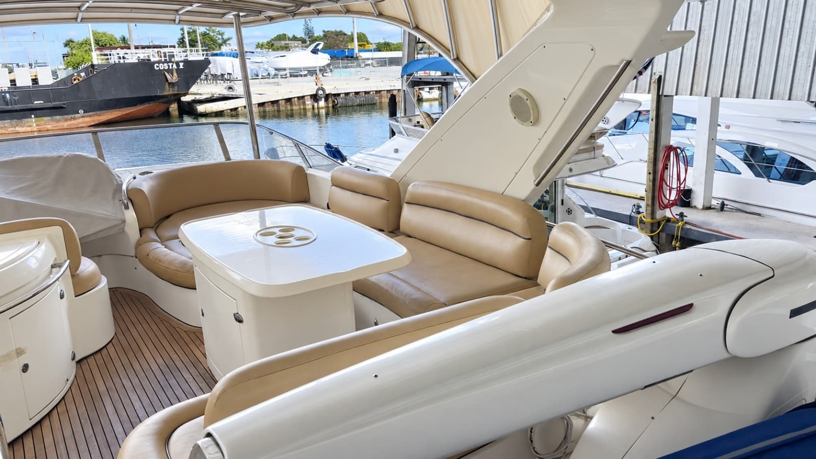 2004 Azimut 62 - Photo 26