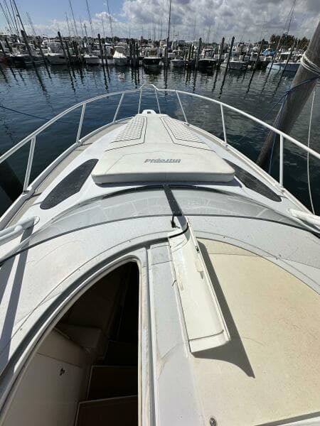 2002 Intrepid 377 Walkaround Cuddy