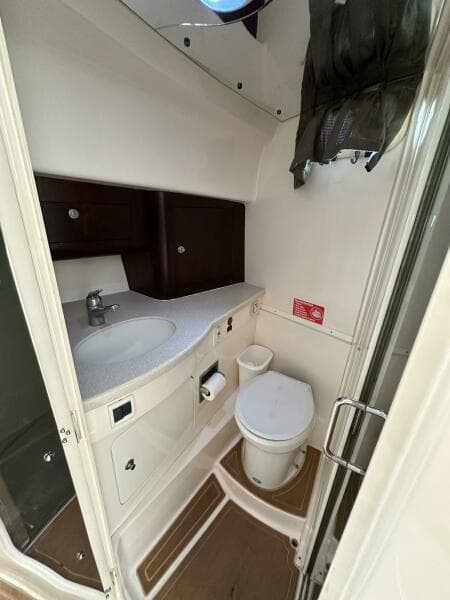 2002 Intrepid 377 Walkaround Cuddy