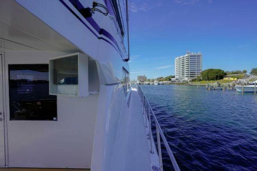 1997 Hatteras 90 - Photo 86