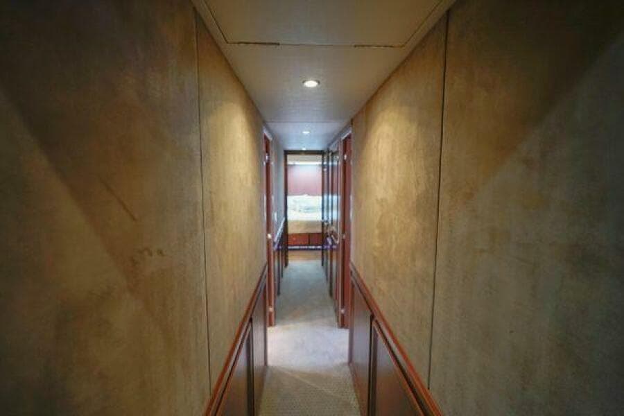 1997 Hatteras 90 - Photo 20