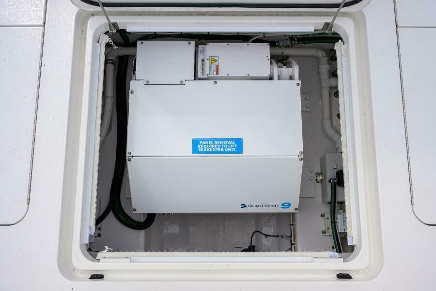 Viking 54 - TROUBLE FREE - SeaKeeper