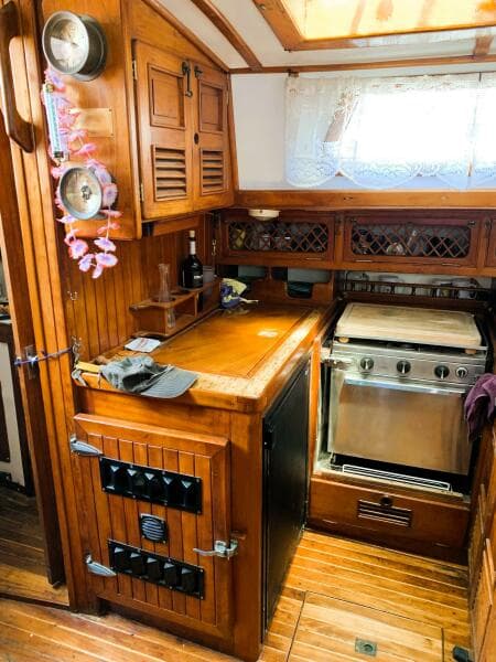 1979 Litton Perry 41