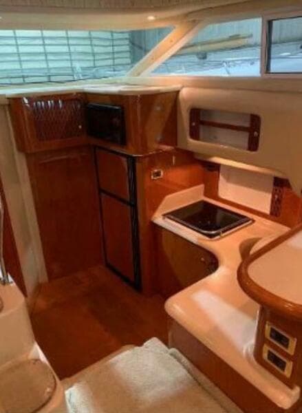 2001 Sea Ray 400 Sedan Bridge