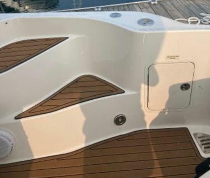 2001 Sea Ray 400 Sedan Bridge