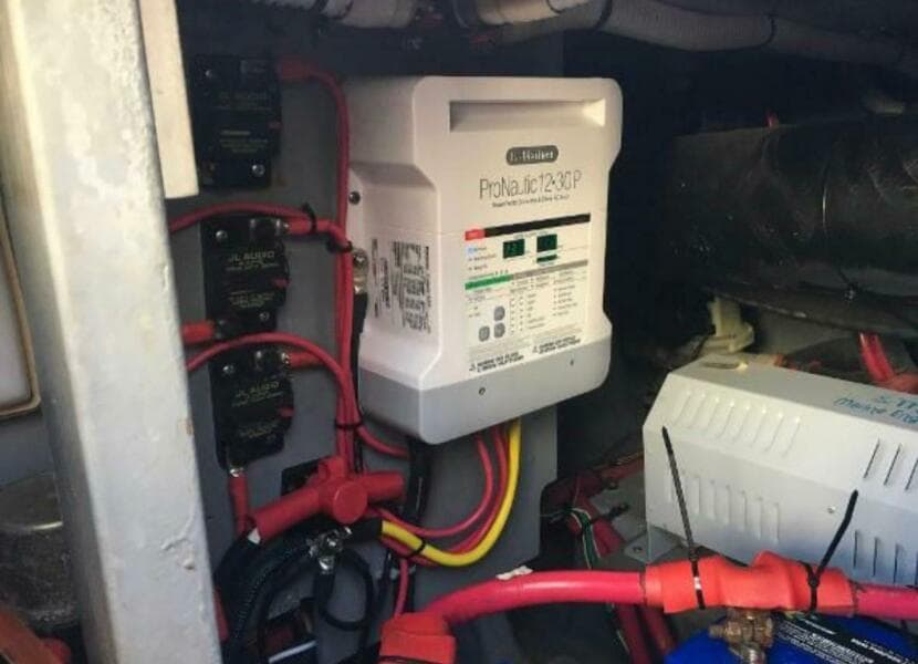 2001 Sea Ray 400 Sedan Bridge