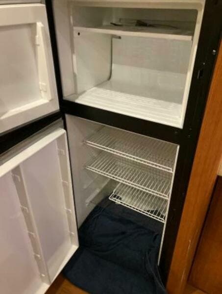 2001 Sea Ray 400 Sedan Bridge