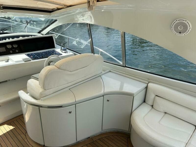 1999 Pershing 54