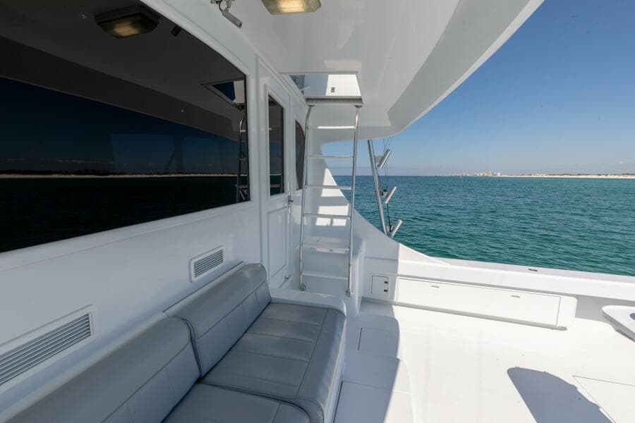 1998 Miller Marine 60 Convertible - Photo 34