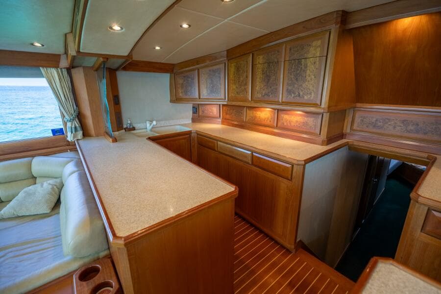 1998 Miller Marine 60 Convertible - Photo 10