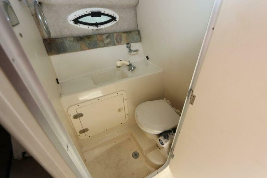 2006 Stingray 240 CS