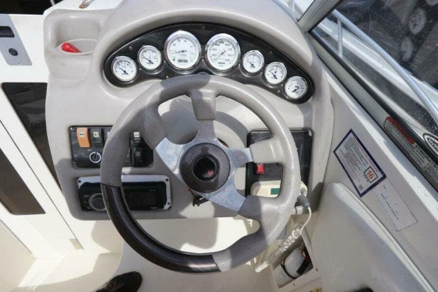 2006 Stingray 240 CS