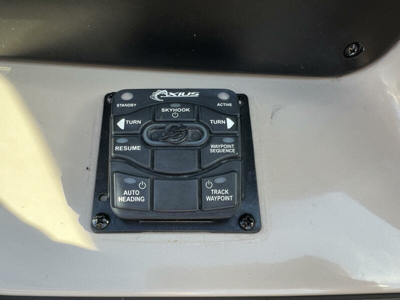 2012 Sea Ray 300 SLX