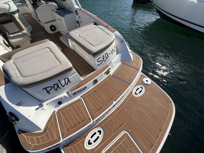 2012 Sea Ray 300 SLX