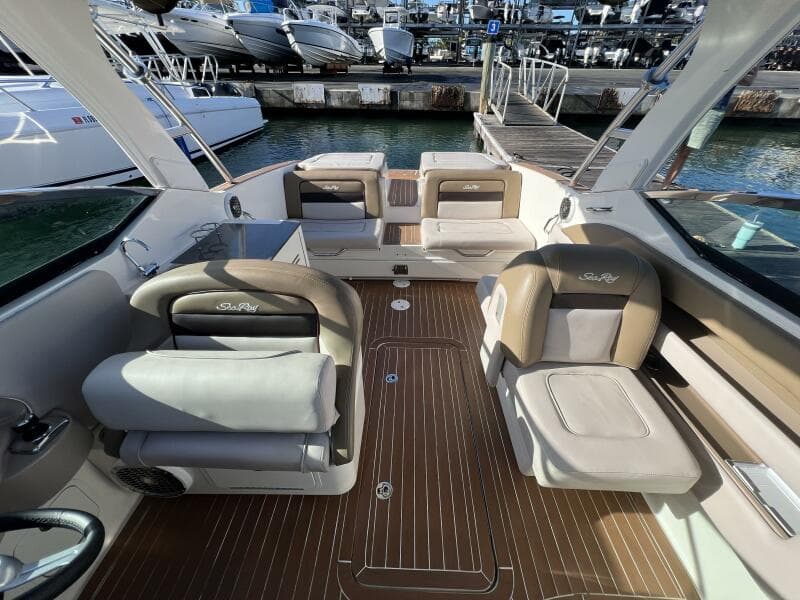 2012 Sea Ray 300 SLX