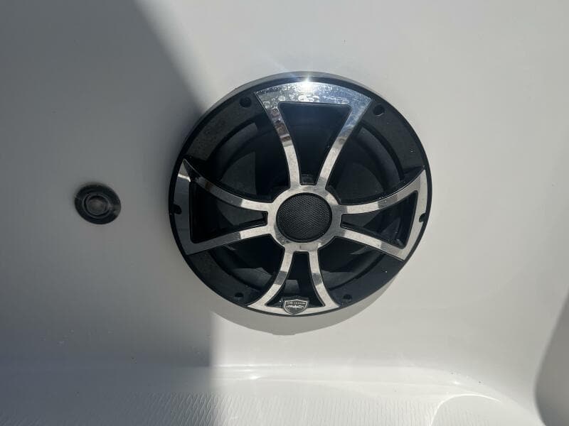 2019 Blue Wave 2800 Pure Hybrid