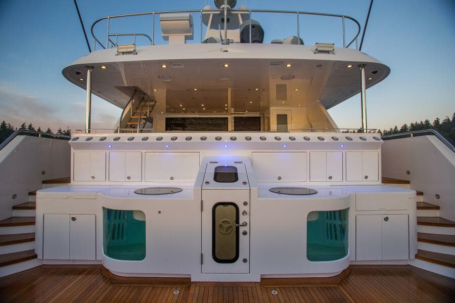 2019 115 Nordlund Expedition Yachtfisher 'Cazador' - Cockpit