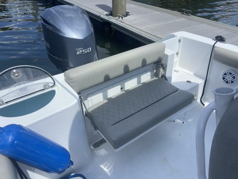 2022 Sportsman Open 232 Center Console