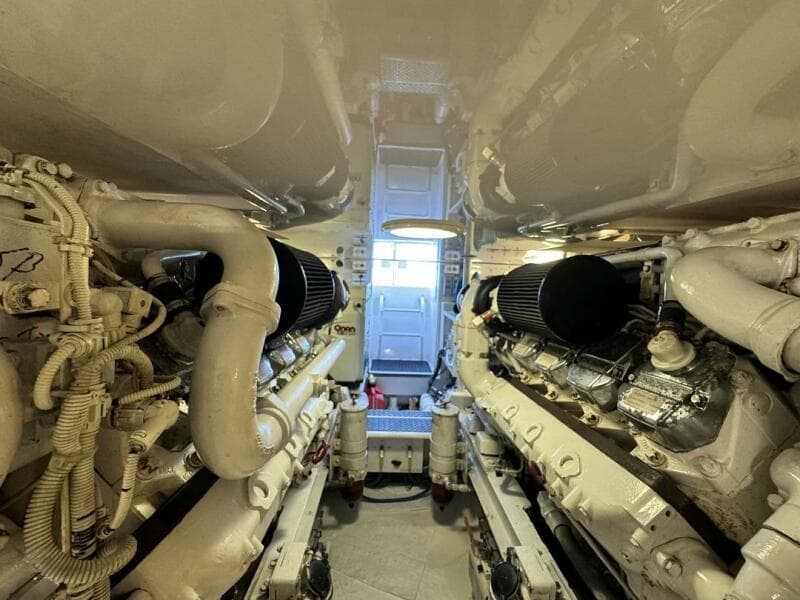 2006 45 Viking Convertible Engine Room