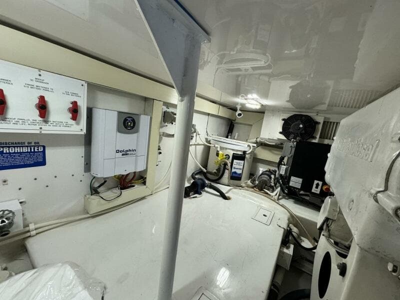 2006 45 Viking Convertible Engine Room