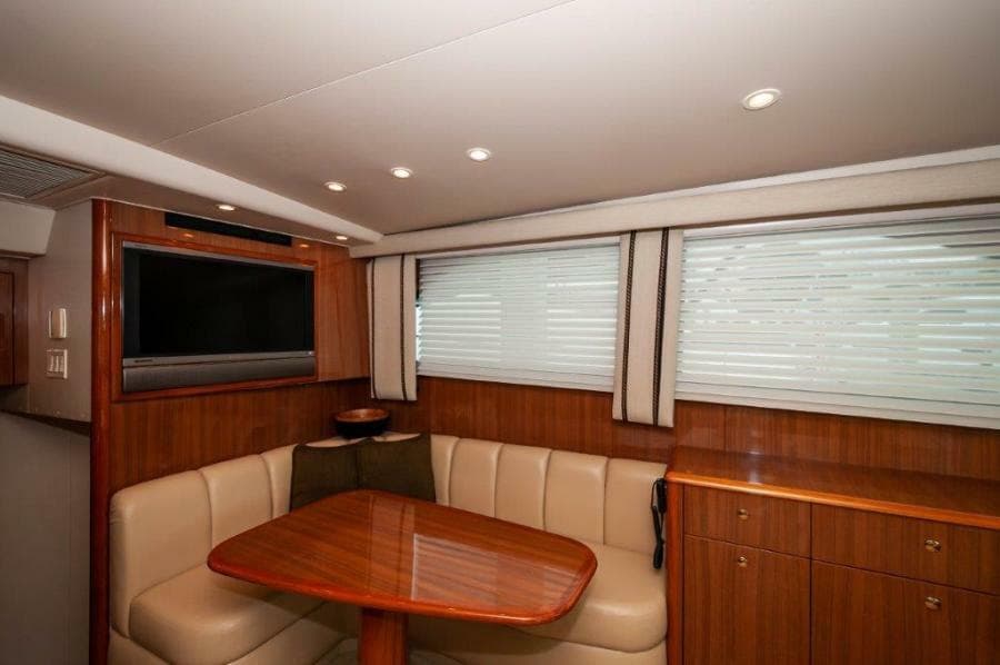 2006 45 Viking Convertible Dinette (1)