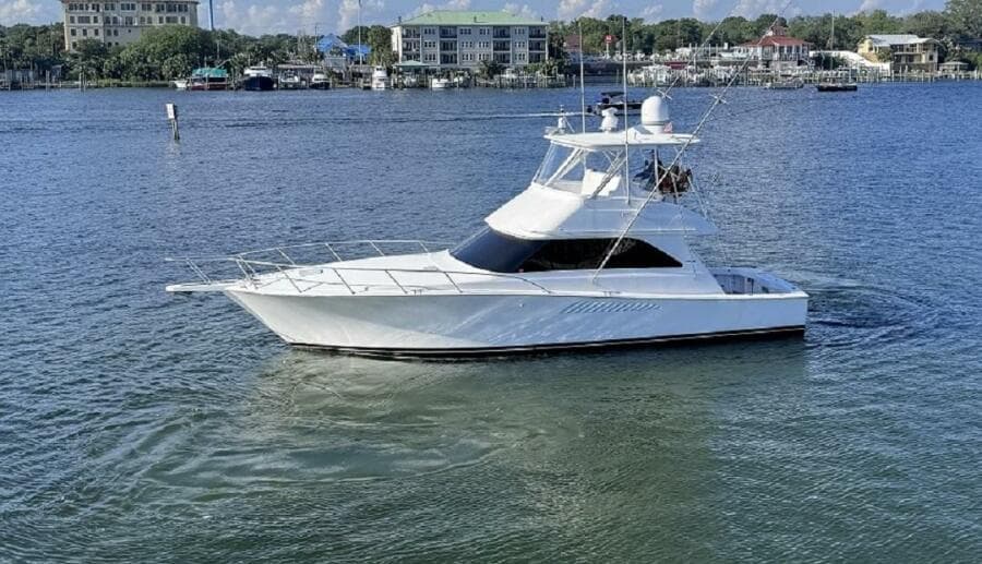 2006 45 Viking Convertible Port