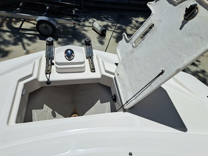 2014 Regal 2700 Bowrider