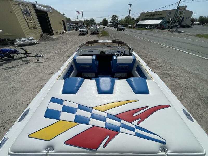 2000 Advantage 21 SR Outboard