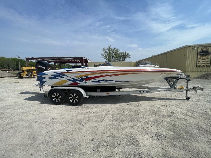 2000 Advantage 21 SR Outboard