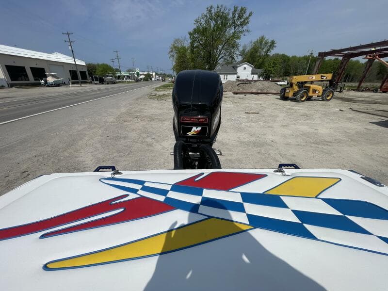 2000 Advantage 21 SR Outboard