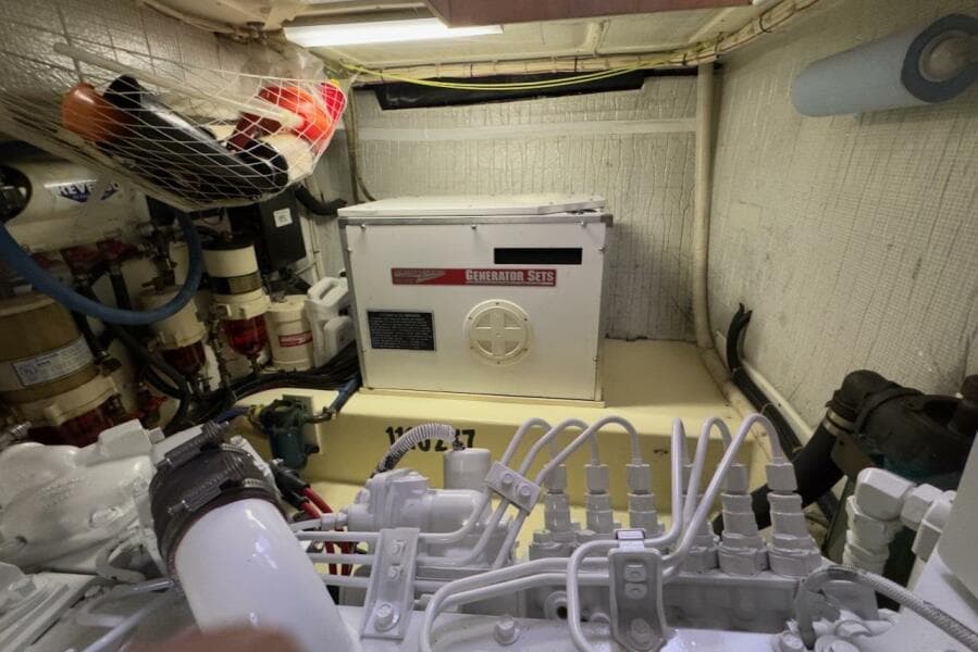 2001 American Tug 34