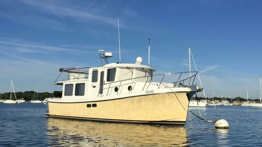 2001 American Tug 34