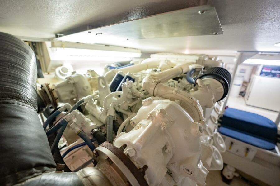 2000 Viking 60 Cockpit Sport Yacht